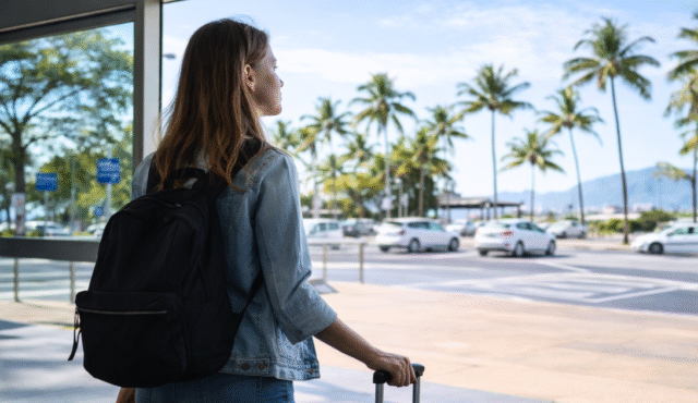 První dny v Austrálii po příletu student s batohem objevuje nový životní styl